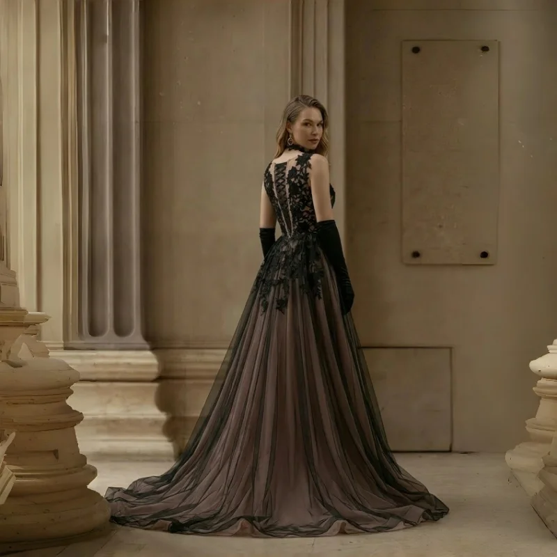 Black Lace Illusion Neck Wedding Evening Dress Vintage Gothic Wedding Dresses A-Line Tulle Formal Gown with Train Custom