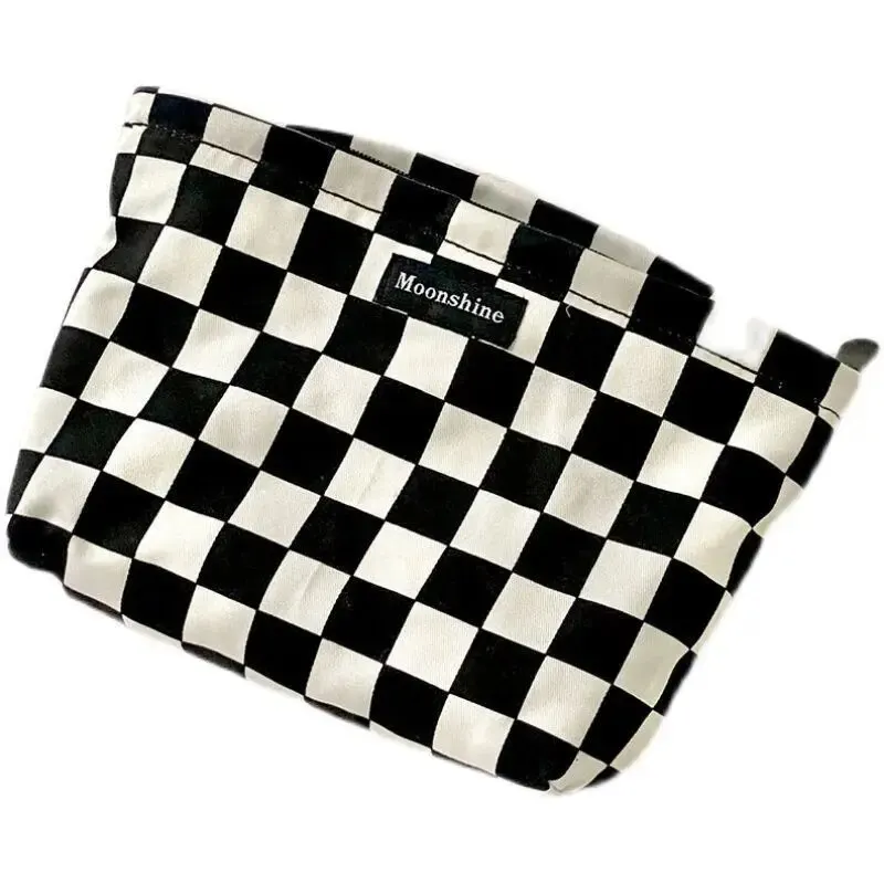 Black And White Plaid Cosmetic Bag Large Capacity Cosmetic Storage Bag Portable Versatile Checkerboard Toiletry Bag