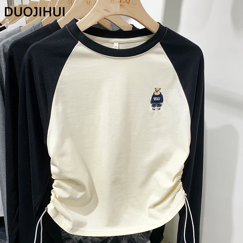 DUOJIHUI American Vintage Basic t-shirt da donna a maniche lunghe nuovo coulisse vita sottile colore a contrasto allentato semplici t-shirt femminili