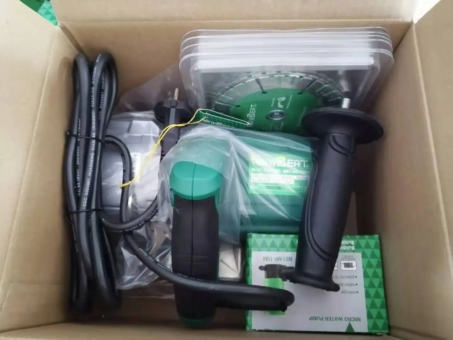 China Manufacturer OEM Power Tools Good Quality 125mm 1800W Electric Slot Cutter with Six Diamond Saw Blades