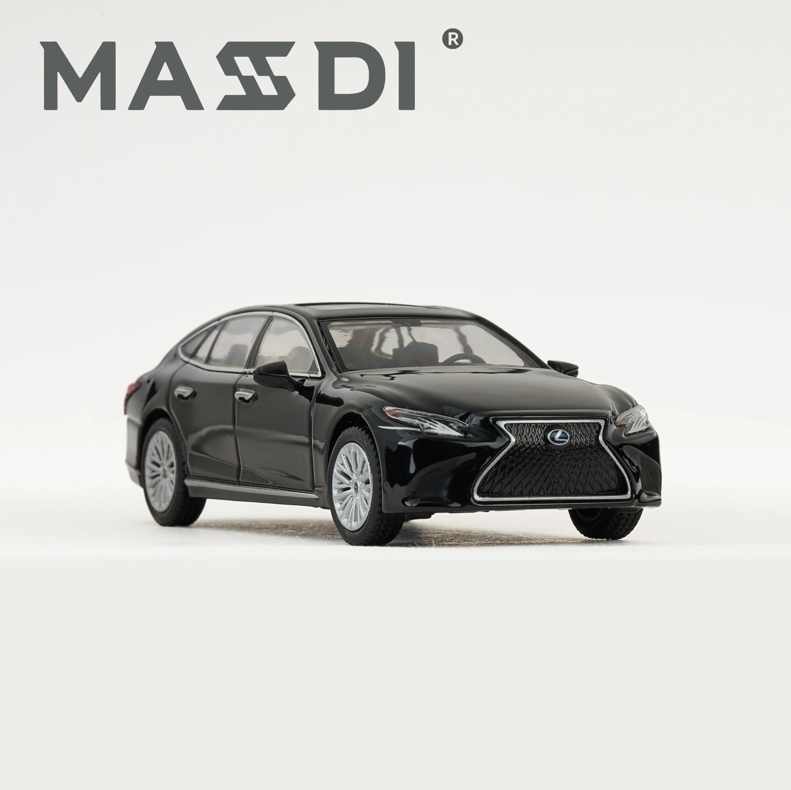 

Модель автомобиля MASSDI 1:64 Lexus LS500h — черный — серебристый, из сплава, с изысканным имитированным интерьером, реалистичные детали, коллекционный класс, подарок