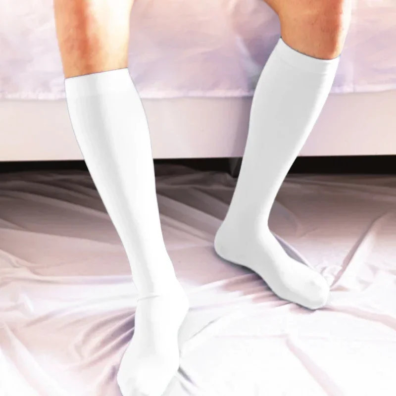 Sexy Herren-Socken, ultradünn, einfarbig, mittlere Röhre, elastisch, weich, dehnbar, kniehoch, unsichtbar, nahtlos, lange Socken