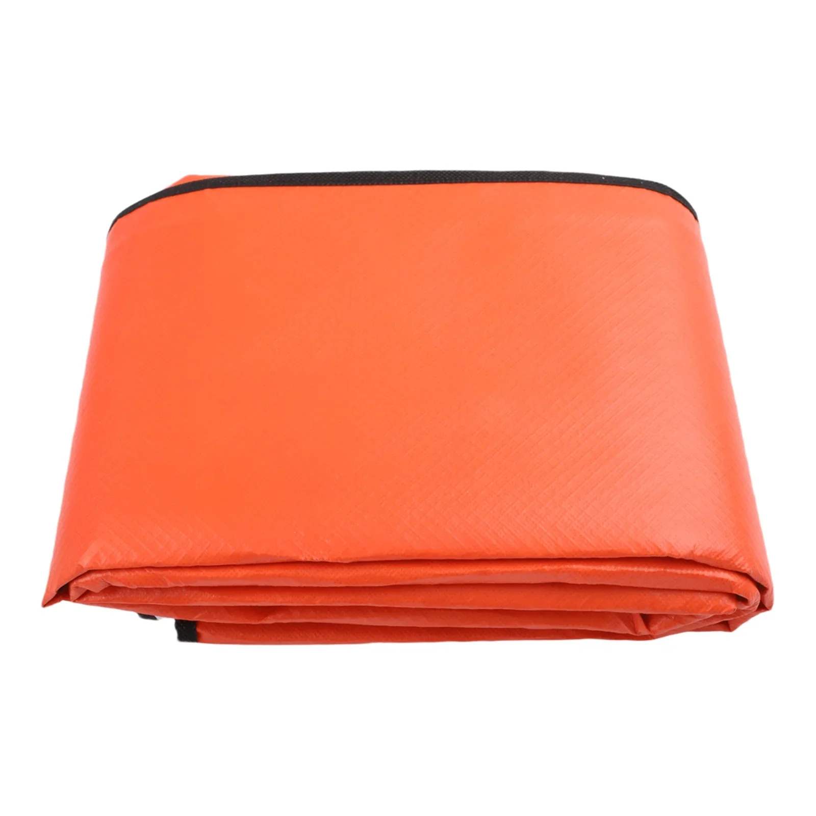 

Hiking And Survival Insulated Tarp Thermal Reflective Easy To Carry Lightweight And Foldable Non-woven Material