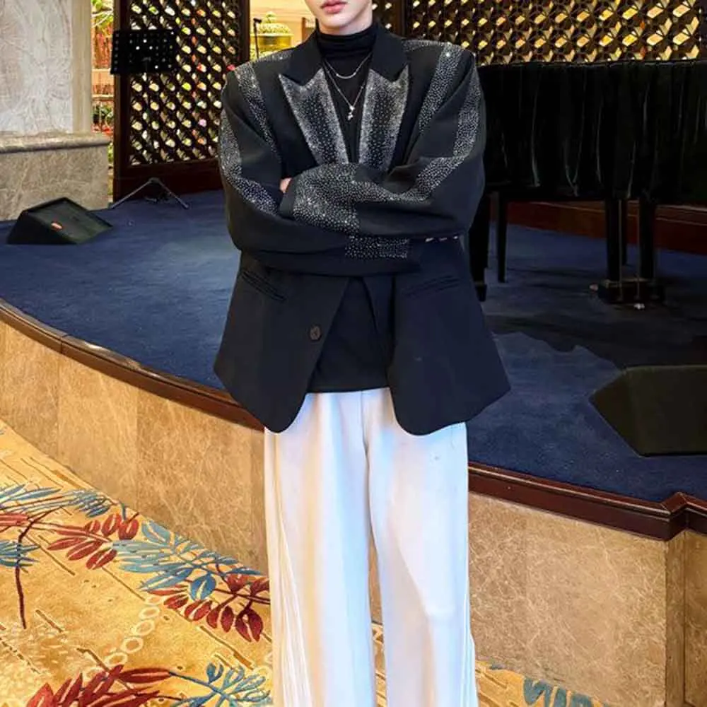 Mens Autumn Jacket Rhinestone Shoulder Pads Casual Suit Jacket Fashion Nightclub Stage Performance Top Men'S Clothing 2025 New