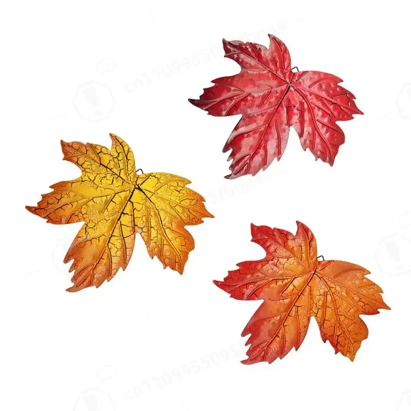 Wrought Iron Wall Hanging Maple Leaf Modeling Graphic Printing Handicrafts Garden Home Metal Pendant High Quality