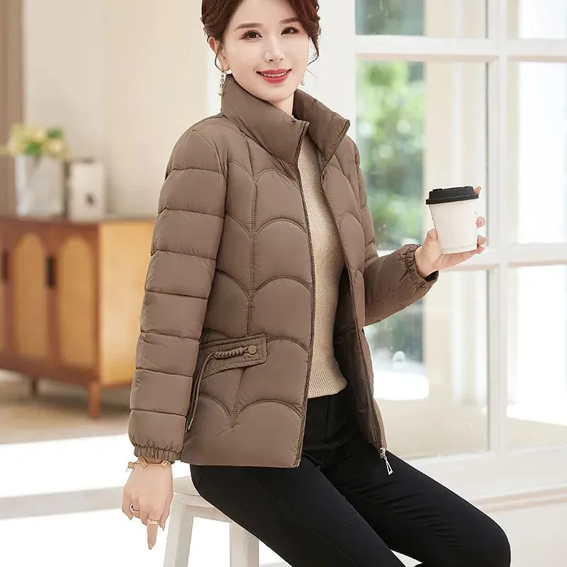 asual Down Cotton Jacket Woman Short Parkas Winter New Fashion Stand Collar Thick Mom Padded Coat Foreign Loose Outerwear B591