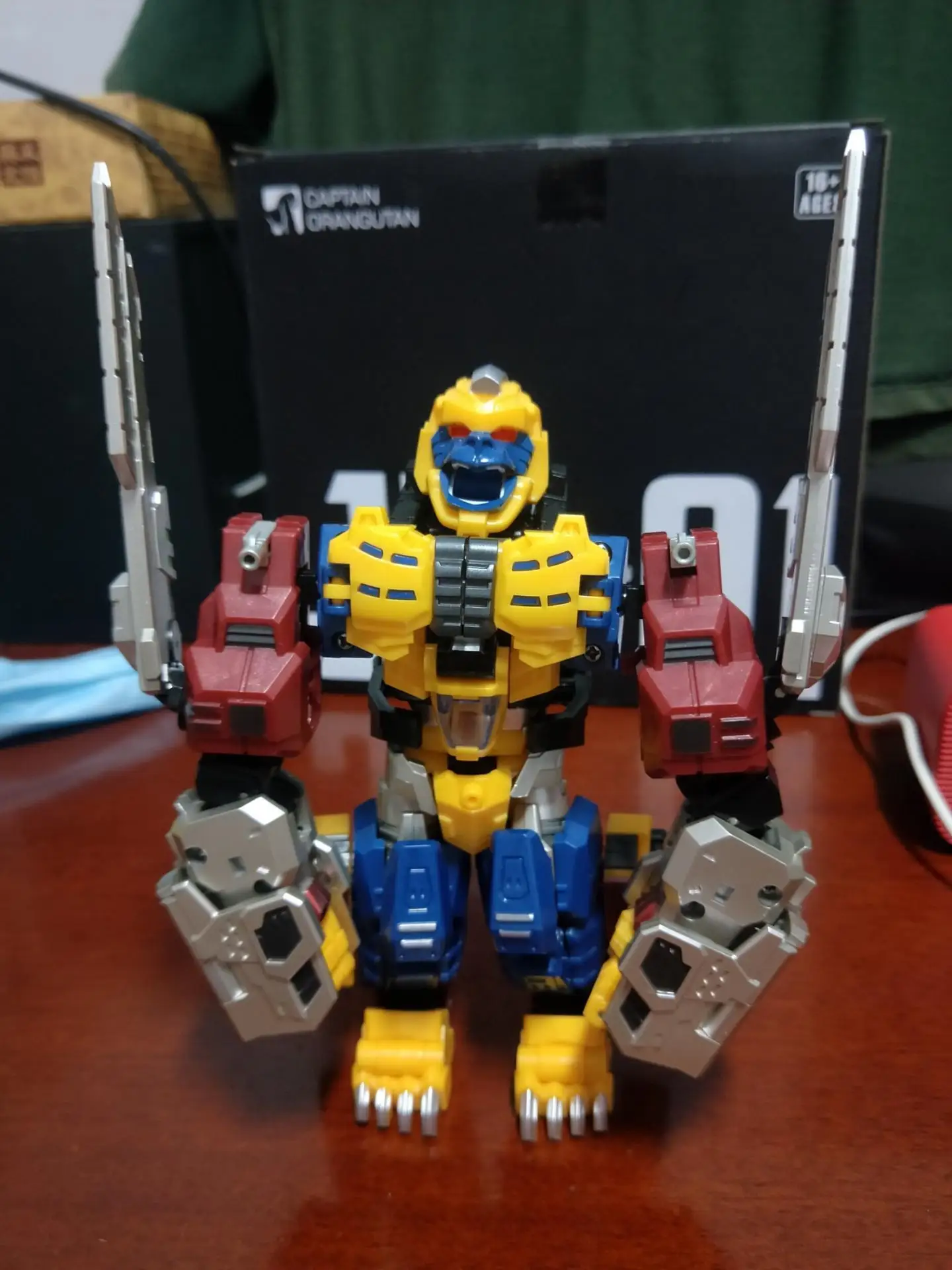 ألعاب التشوه أوبتيموس البدائية JB01 الشمبانزي التحول روبوت IronFactory IF EX43 عمل نموذج لجسم