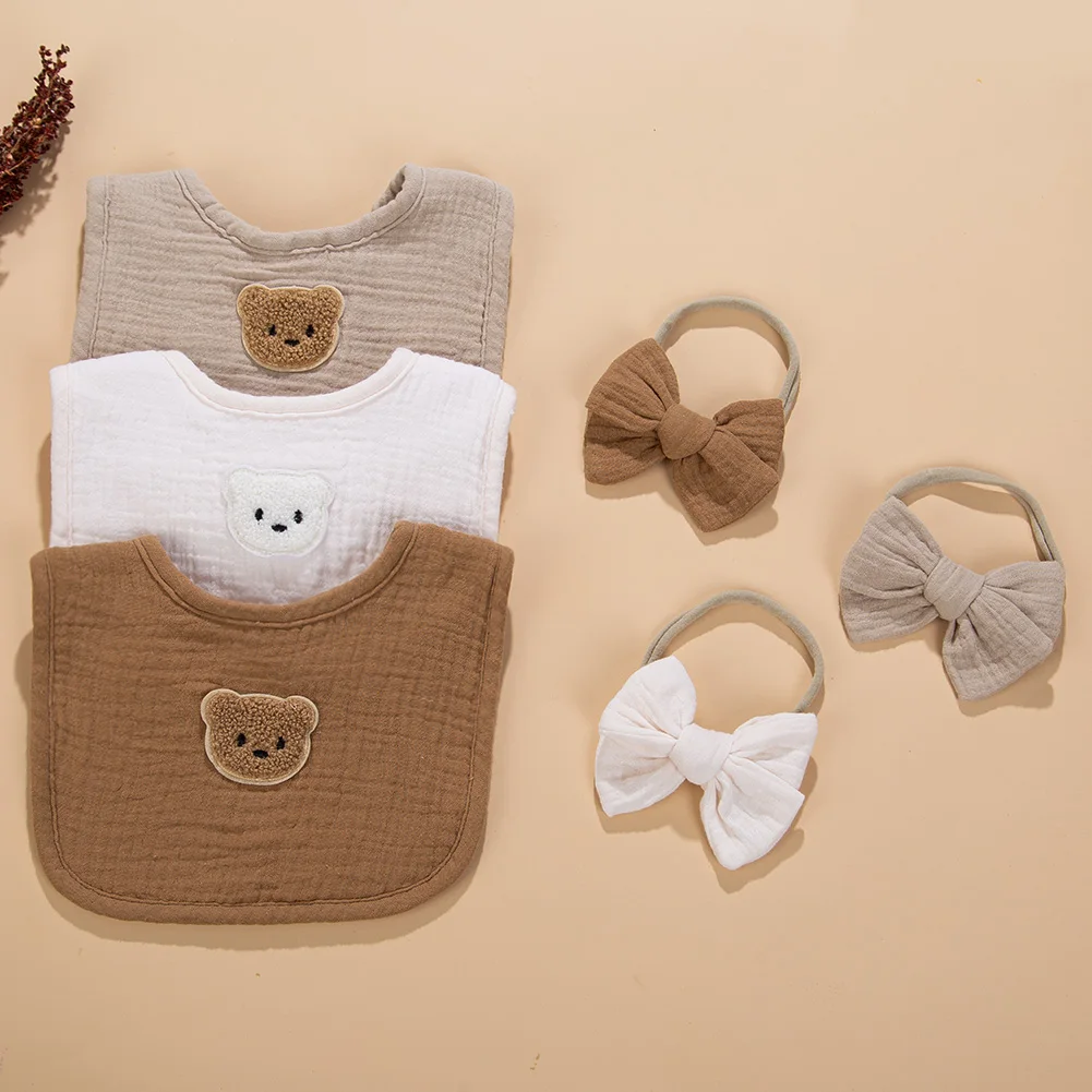 

2Pcs/Set Cute Bear Baby Bibs& Bow Nylon Hair Bands Gauze Cotton Towel Saliva Towel for Infant Boys Girls Feeding Burp Cloths