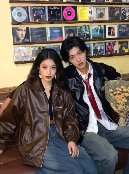 Autunno Inverno Nuovo stile retrò da donna Moto Giacca in pelle PU nera Coppia americana Outfit Giacca imbottita casual marrone