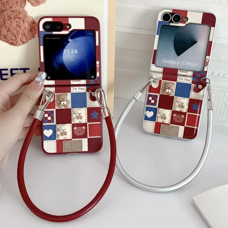 For Samsung Galaxy Z Flip 7 flip6 5 4 5G Argyle Cute Cartoon Bear Phone Case Hand Strap PC Hard Shell Protective Back Cover
