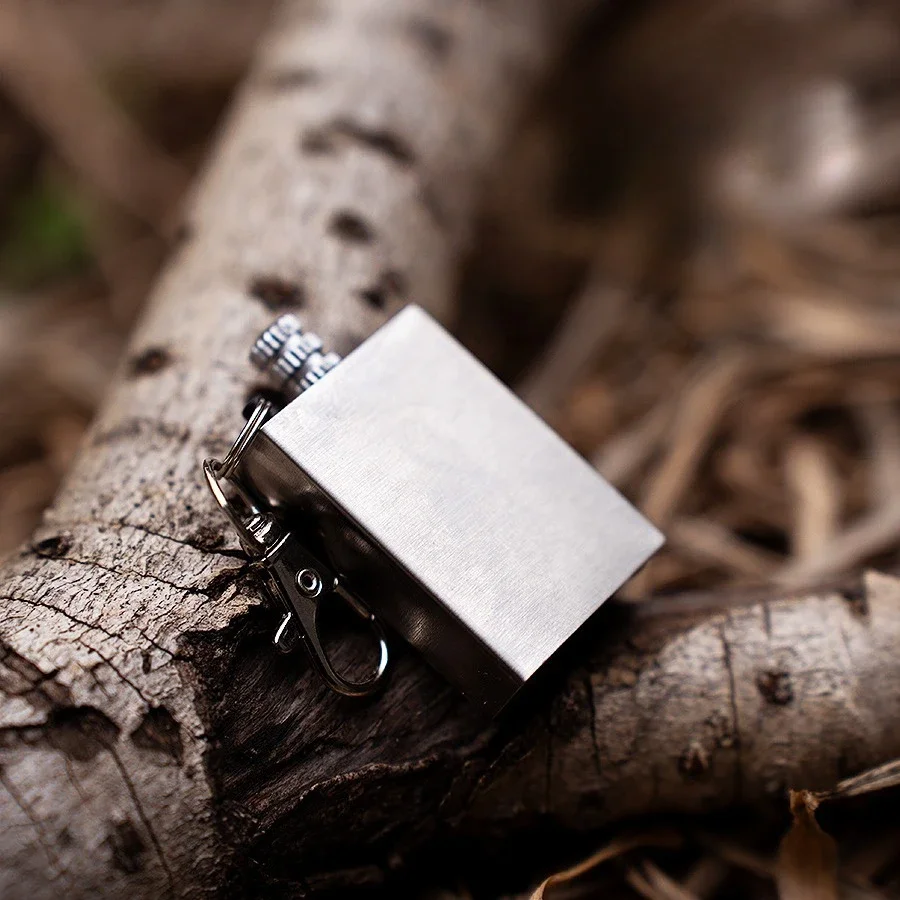 حار بيع ولاعة مربعة محمولة عشرة آلاف مرات، مقاومة للماء عشرة آلاف مرات مطابقة ولاعة، هدية للرجال