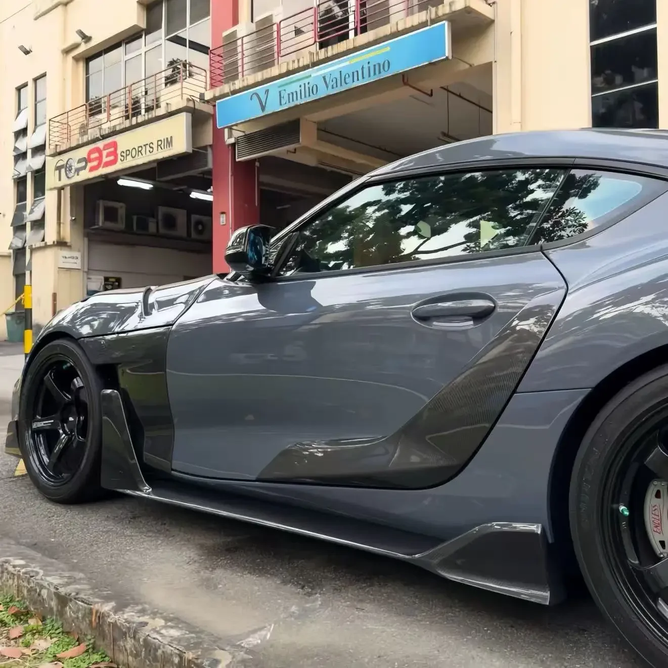 AD Style Carbon Fiber Side Bumper Side Skirt Splitter Fender for Supra A90 A91 Mk5 Body Kits 2