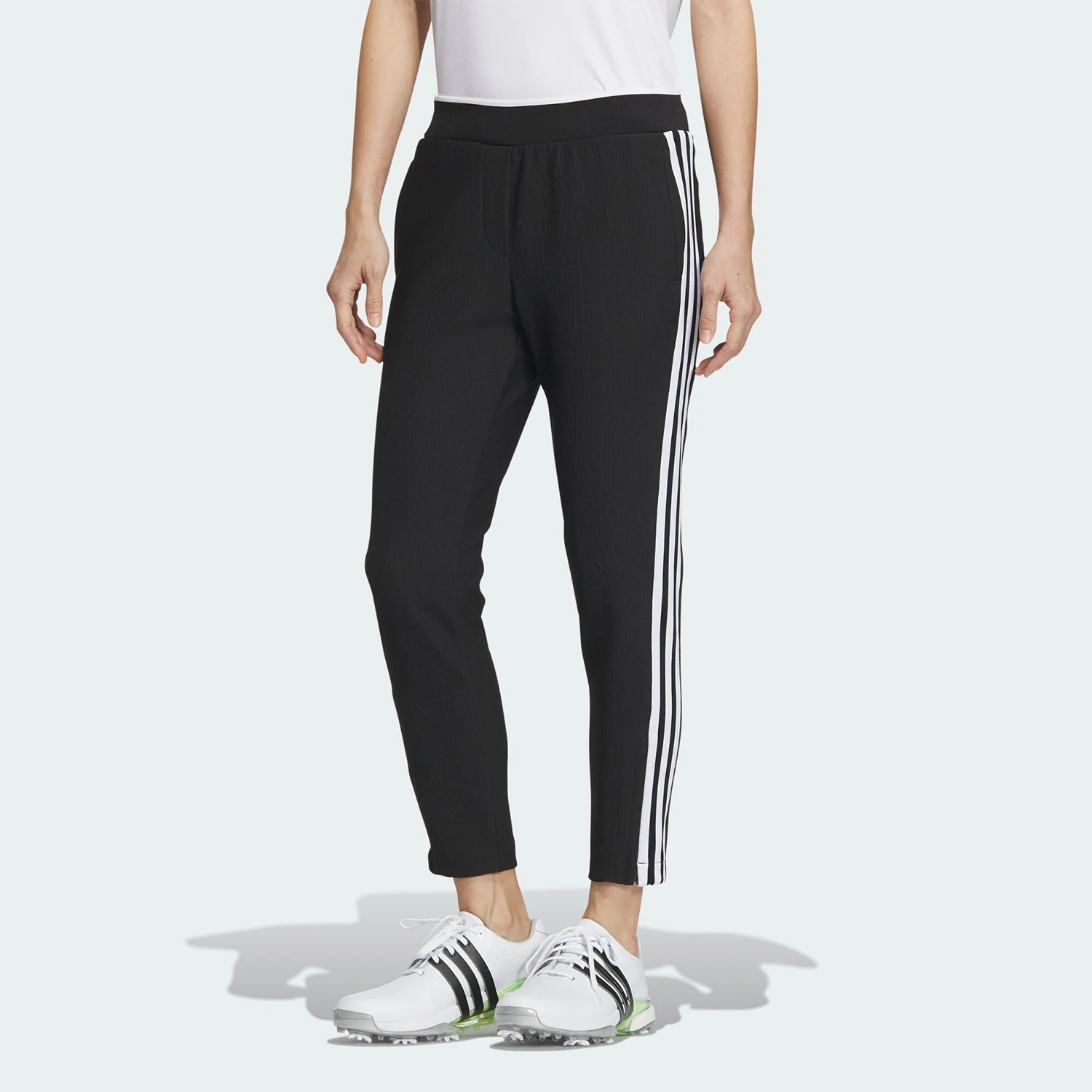 pantalon-de-golf-court-pour-femme-adidas-authentique-w-3st-pt-78-ik9790