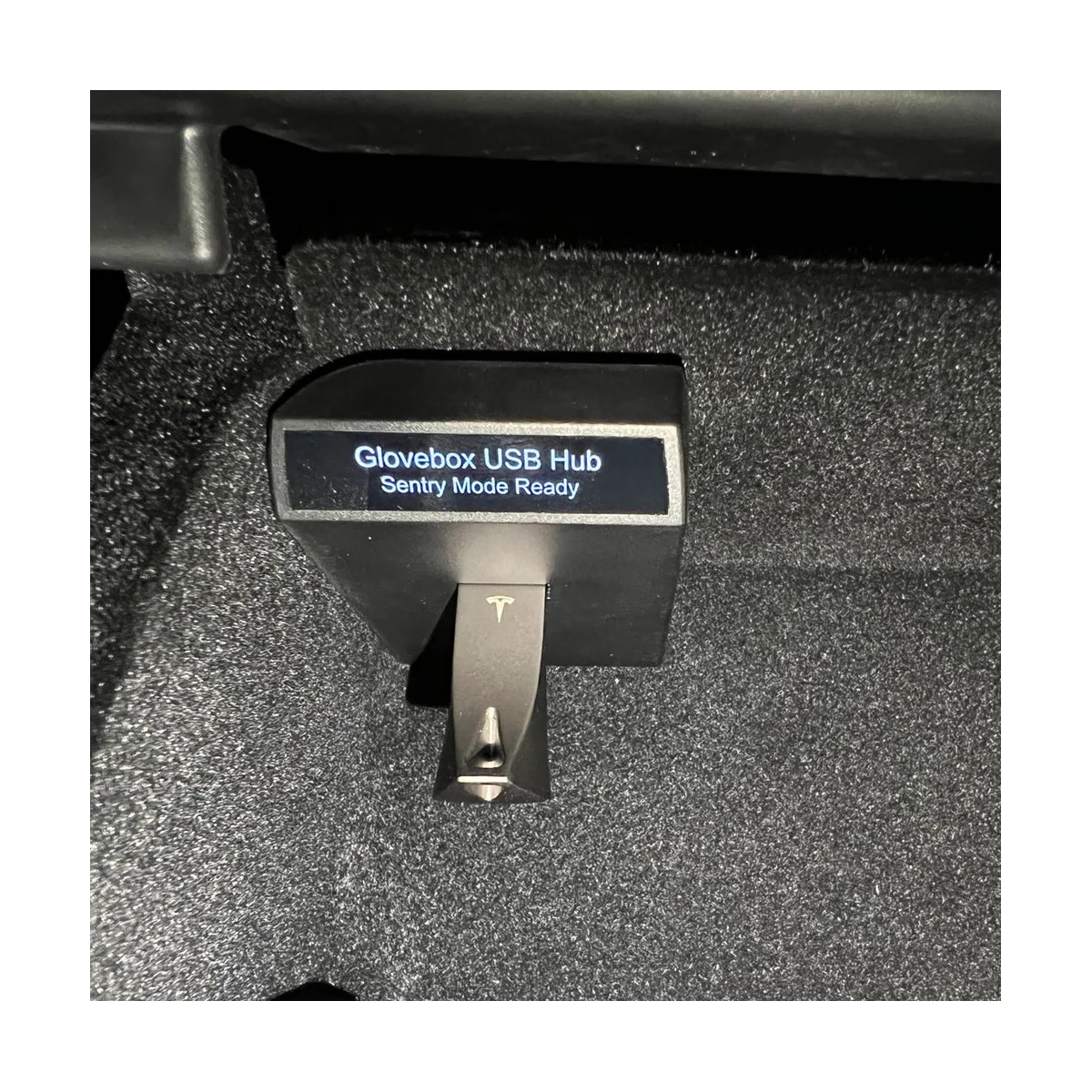 Glove Box Docking Station for Model 3 Y Charger USB Shunt Hub 2.0 Adapter Powered Splitter Extension Data Transfer