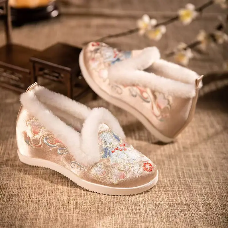 Women's Winter Low Top Embroidered Cotton Shoes Ethnic Style Shallow Slip on Inner Height Light Plush Warm Hanfu Cotton Shoes