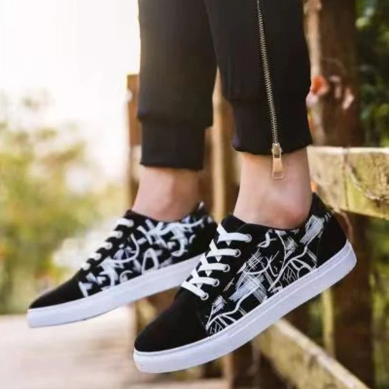 

Non Slip New Trendy 2025 Man Shoes Fashion Boots for Men Black Low Price Offers Hot Selling Designer Offer Original Deals Y2k