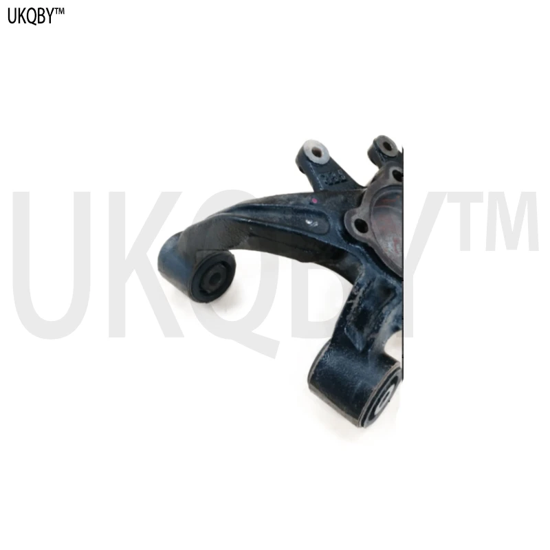 

Rear steering knuckle (left and right) 52210SFE010 52215SFE010