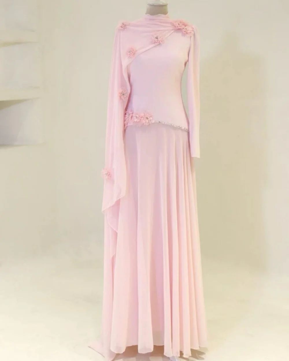 

Customized High Quality Chiffon Handmade Flower Rhinestone A-Line Evening Dresses Formal High Collar Long Sleeves Prom Dresses