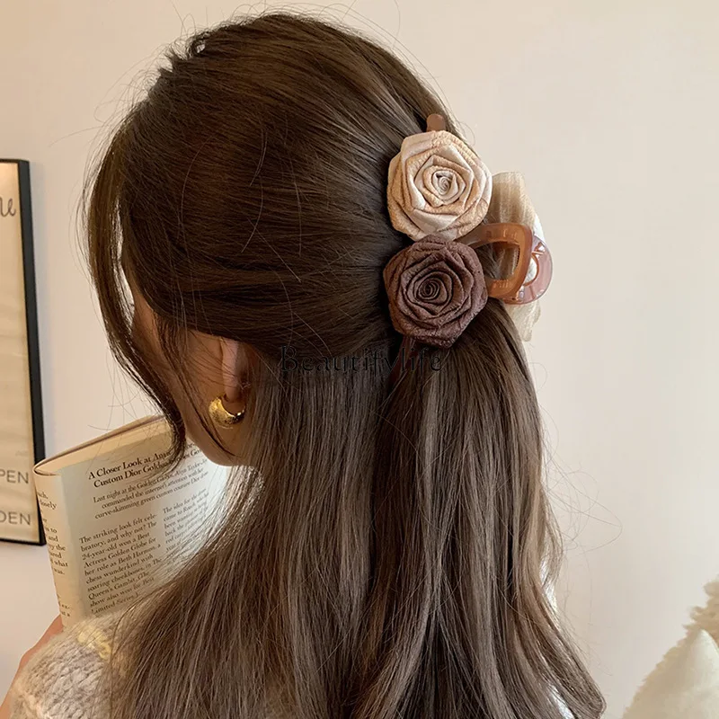 Autumn and winter new retro cold fabric dry rose flower grab clip back head hair accessories woman