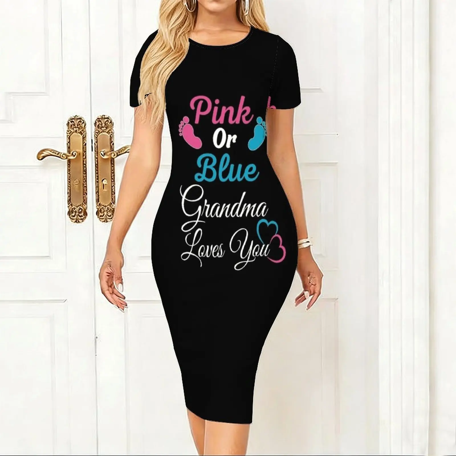 Falda ajustada de manga corta para mujer, de color rosa o azul, ideal para abrazar las caderas, con el mensaje "La abuela te quiere".