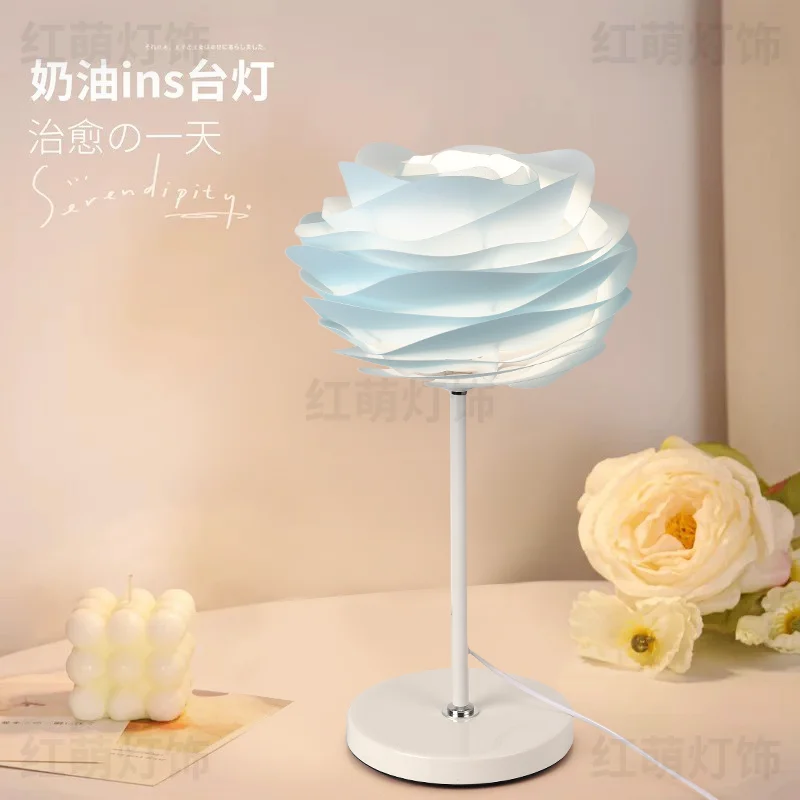 

Прикроватная настольная лампа для спальни, знаменитый в Интернете стиль Instagram, романтическая девушка, деревенский цветок, светодиодная лампа, украшение, атмосферный свет