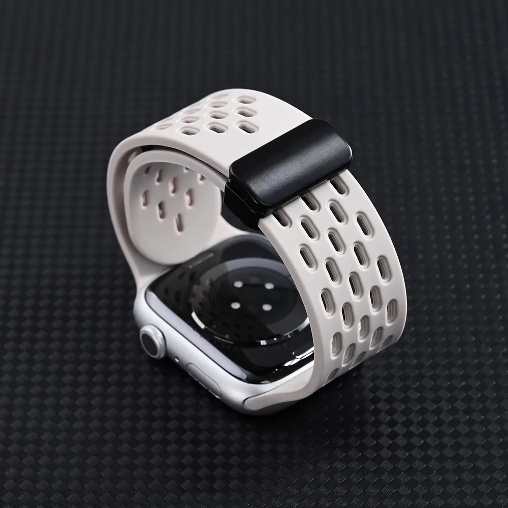 Magnetic band For Apple watch ultra 2 Strap 49mm 44mm 45mm 40mm 41mm 42 46 45 mm Silicone Bracelet iWatch Series 10 9 7 8 6 5 4