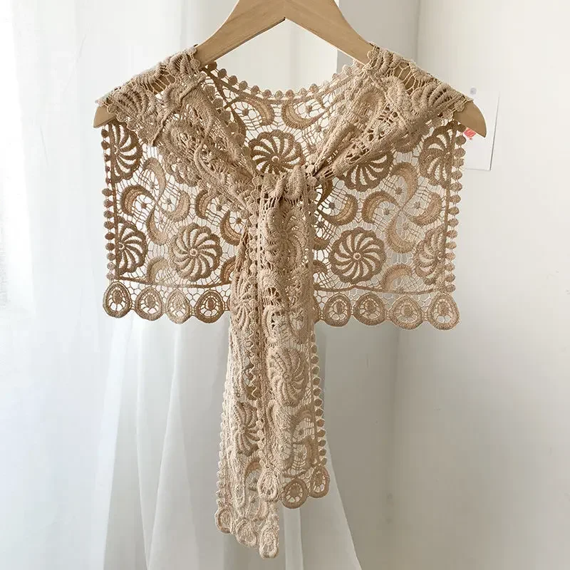 New Fashion Fake Collars Shawl O-Neck Doll False Collar Shirt Women Hollow Crochet Lace Detachable Collar Half Shirt Wraps