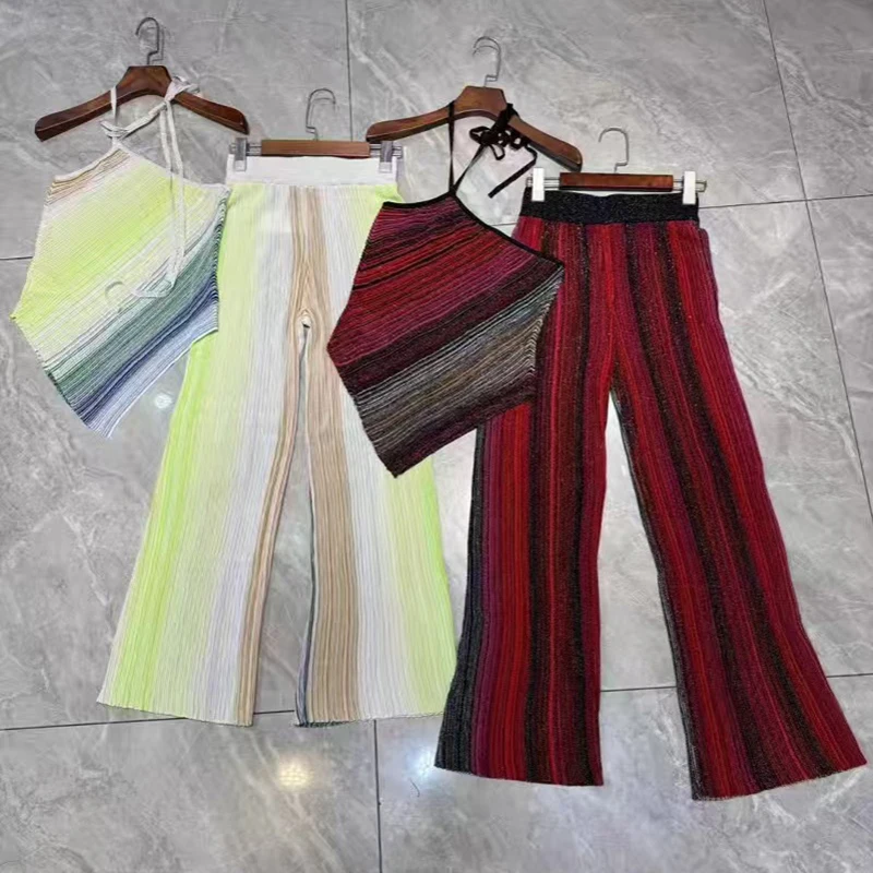

A two-piece set of high-end knitted gradient irregular halter top and high-waisted wide-leg pants for the summer of 2025