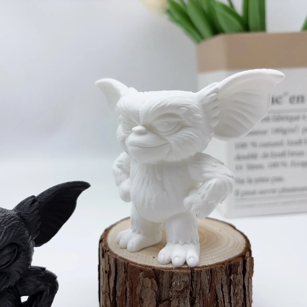 حلي تمثال Gremlins HD، لفيلم Pok É Mon، وزخارف سطح الطاولة البلاستيكية على طراز الرسوم المتحركة مع آذان كبيرة للوحوش