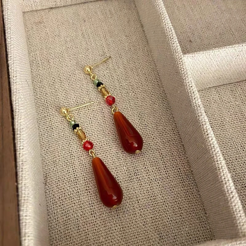 Chinese Style Hanfu Ethnic Earrings Fashion Red Water Drop Pendant Ear Clip Buckle Long Classical Retro Eardrop Jewelry Gift