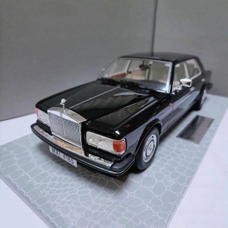 

AMC 1:18 Scale Rolls Silver Spirit 1985 Simulation Resin Car Model Adult Souvenir Gift Static Display