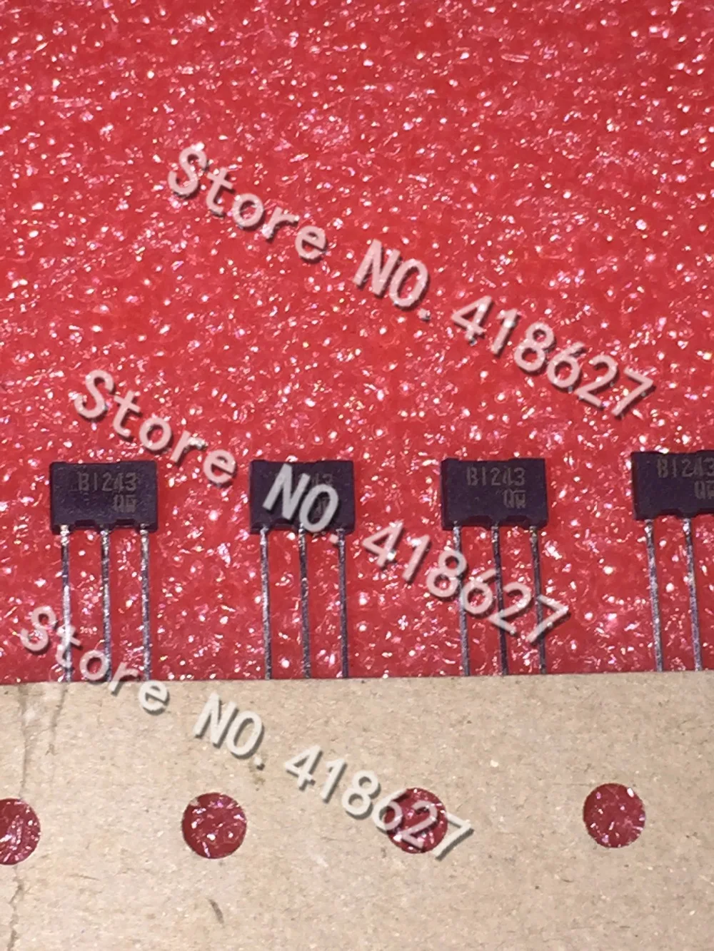50CS/LOT B1243 2SB1243 D1864 2SD1864 TO92 Small power transistor (25PCS+25PCS)