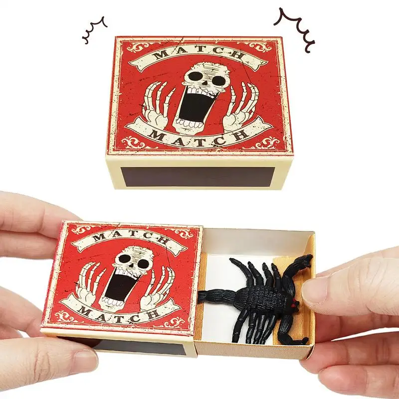 Funny Spider Scared Box Funny Surprise Horror Box Toy Small and Portable Spider Trick Box for Halloween Friends Parties April