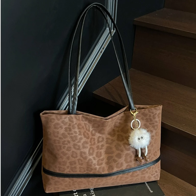 

Retro Leopard Print Suede Shoulder Bags for Women Large Capacity Versatile Ladeis Handbags Autumn Female Casual Tote with Zipper