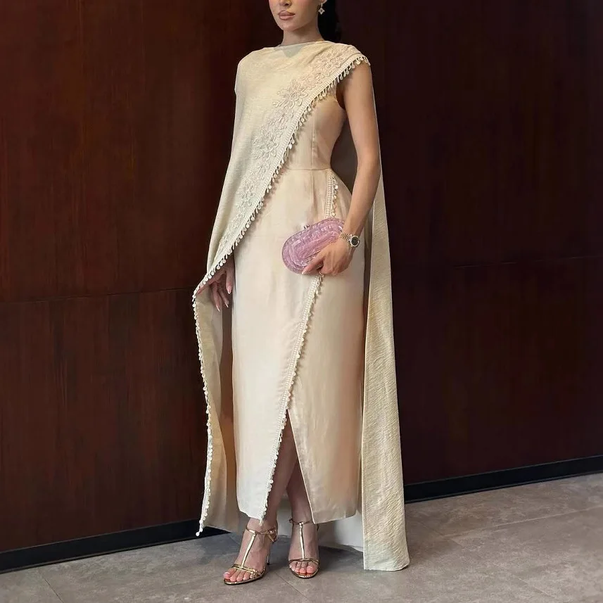 

Elegant A Line Evening Gown Light Champagne Arabic Women Long Party Dress Lace Appliques Brithday Dressing Wear Floor Length