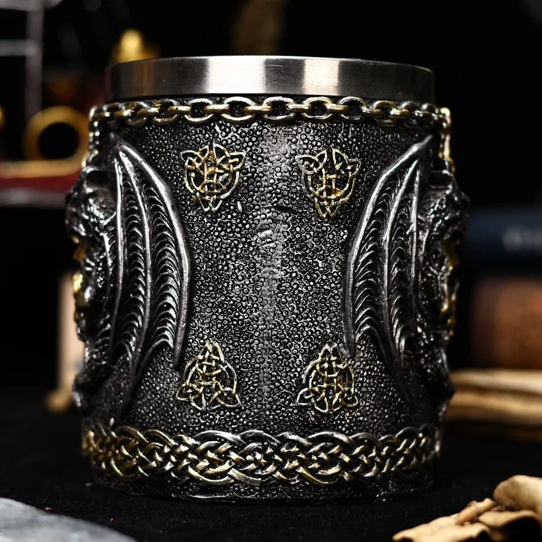 

Retro 3D Skull Dragon Sword Beer Mug Resin Stainless Steel Water Cup Barware Interesting Wine Glass Coffee Cup Halloween Gift