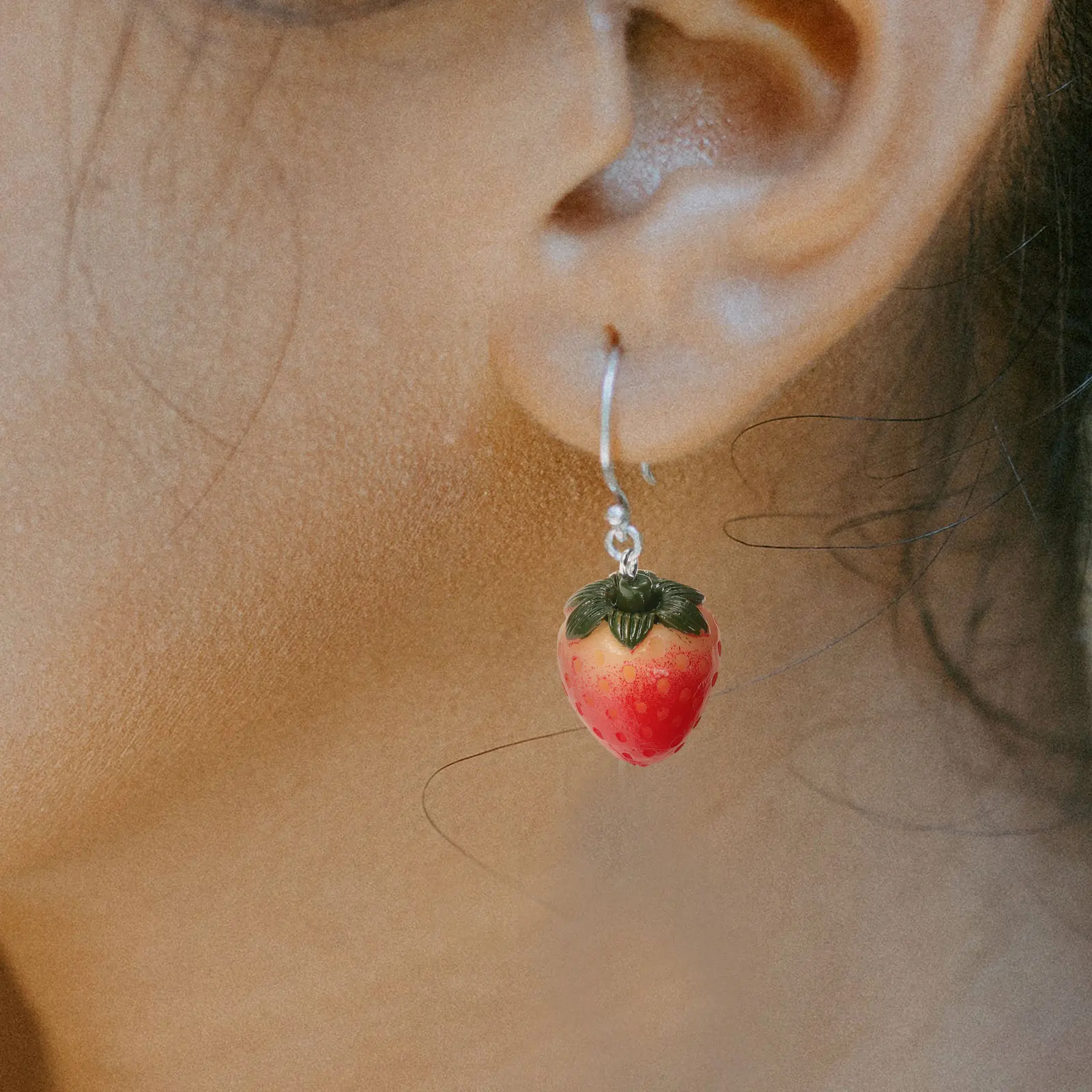 

10pcs Strawberry Resin Charms 3d Jewelry Accessories for Necklace Bracelet DIY Crafts Large Size Fruit Decorations jewelry