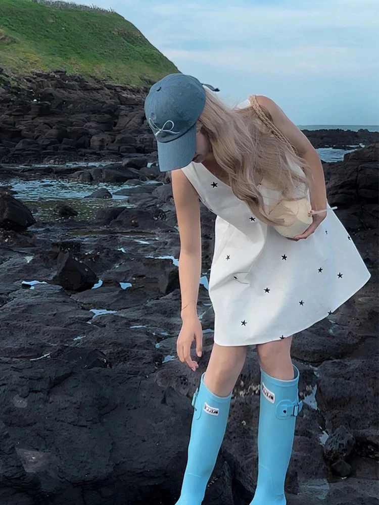 

Summer 2025 Sweet Vacation Style Retro High-End Sleeveless Star Print Vest Dress Women's Casual High Waist A-Line Short Skirt