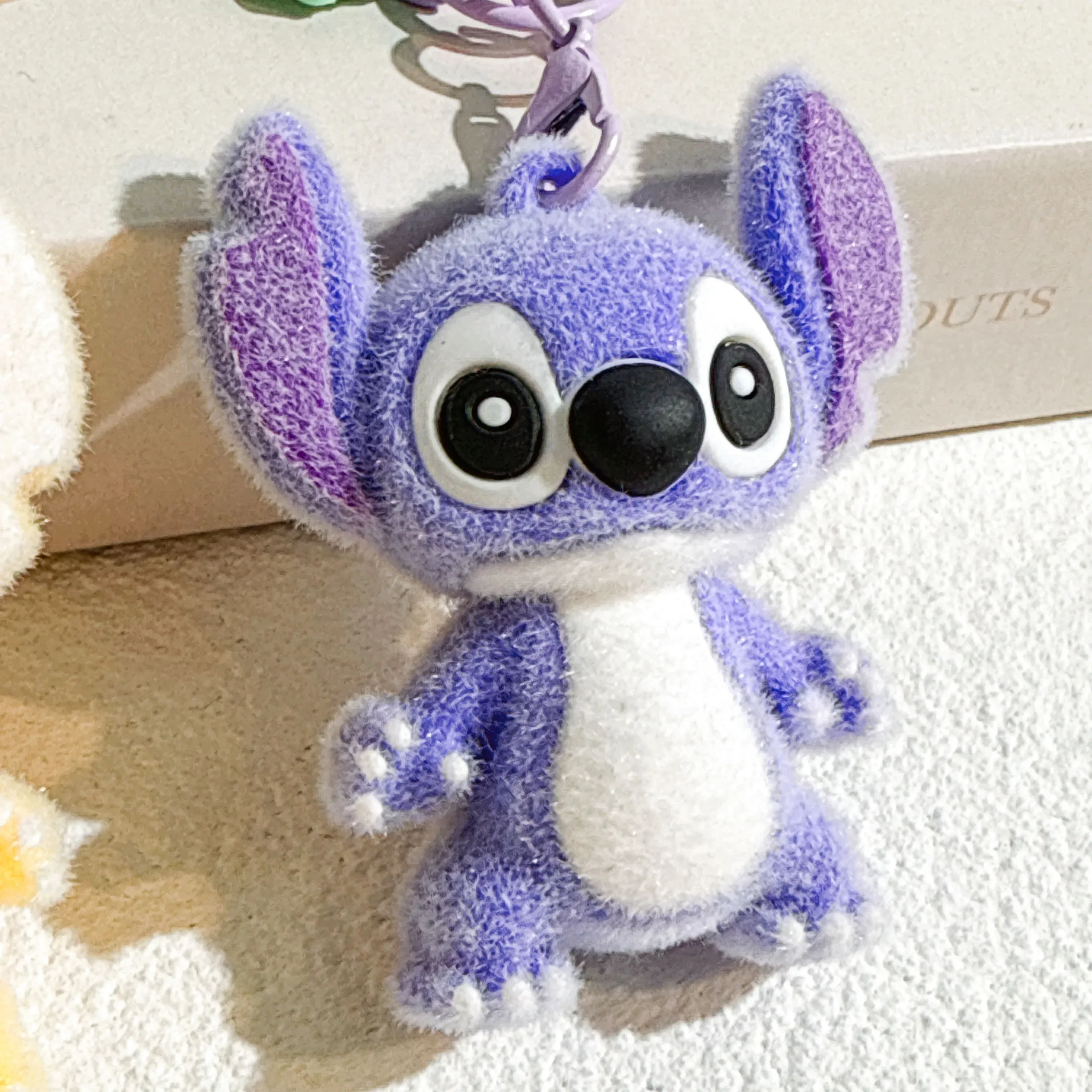 Simpatici giocattoli Lilo & Stitch Keychian Anime Figura Stitch Portachiavi con ciondolo Portachiavi per auto da donna Ragazza Regalo di compleanno per bambini Giocattoli