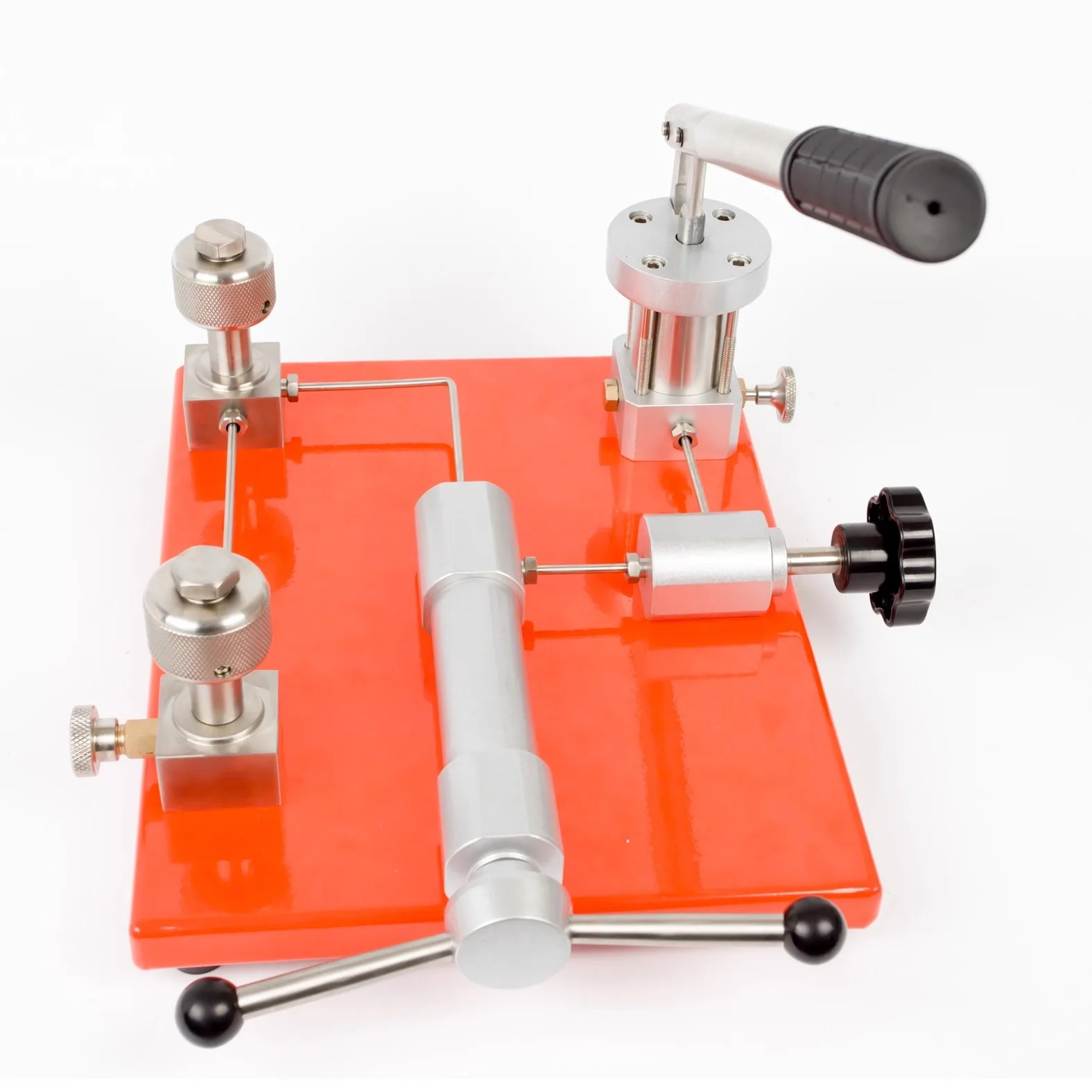 

Калибровочный стенд для вакуумных насосов: прибор для измерения давления, тестирования датчиков и определения положительного давления