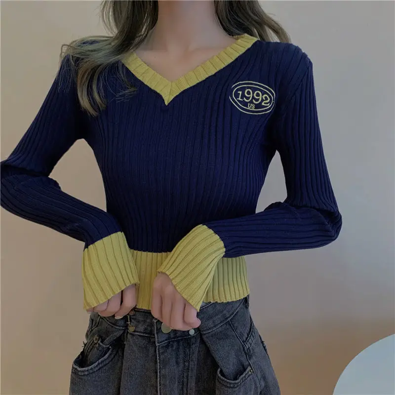 Sweet V-Neck Knitted Spliced Embroidery Sweaters Female Clothing 2023 Autumn Winter Loose Casual Pullovers Korean Tops