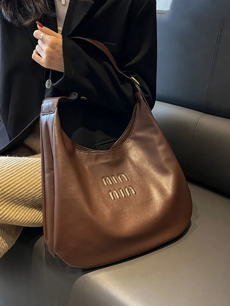 

Luxury designer 2025 new all-match casual large-capacity tote bag high-end one-shoulder portable underarm commuter bag trend