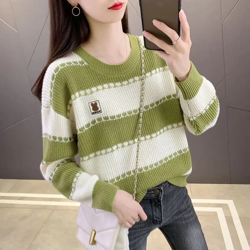 Striped Lazy Style Sweater for Women New Loose and High-end Style Super Beautiful Knit Sweater Top