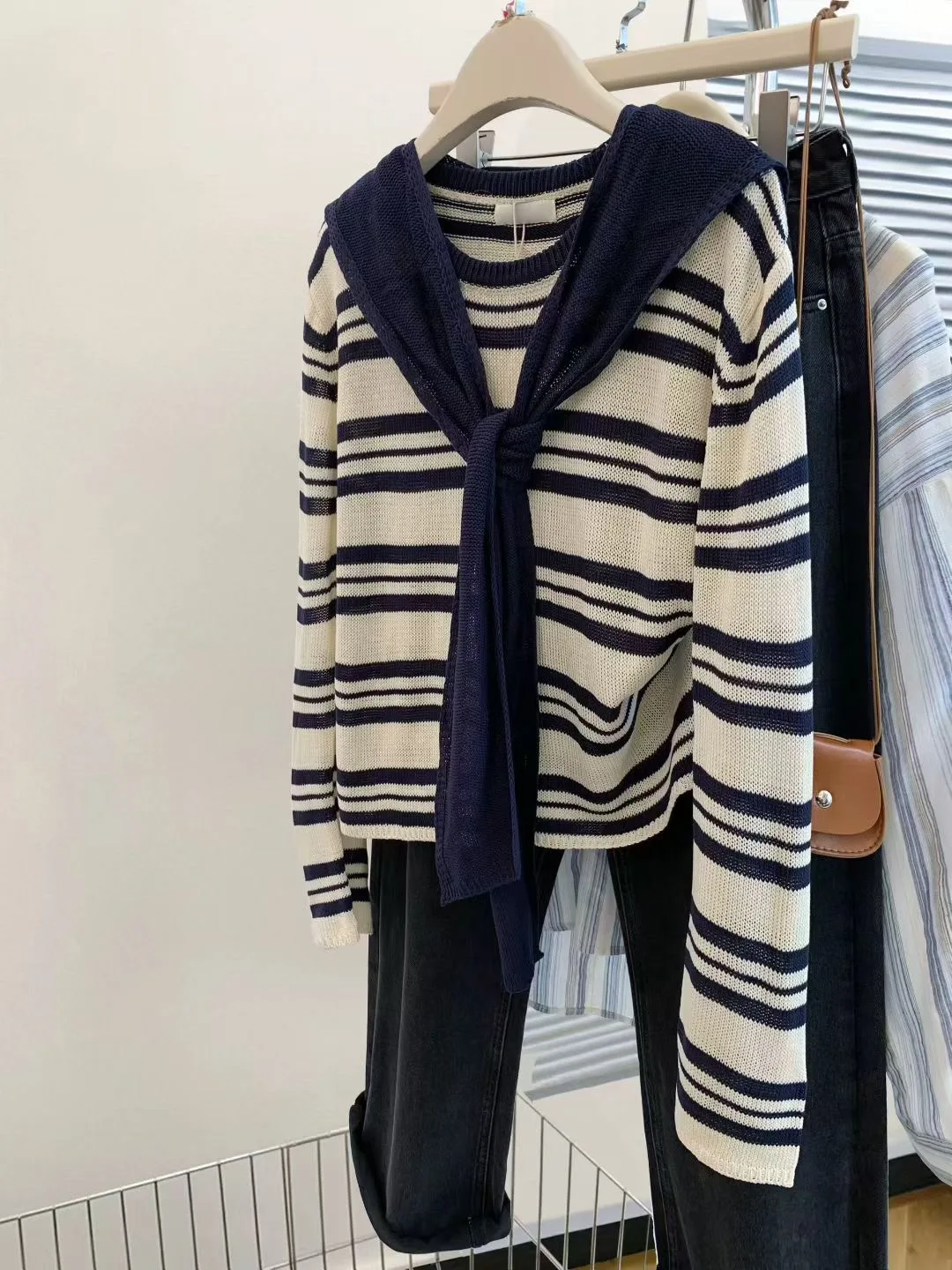 

Длинный вязаный топ в синюю полоску, женский многослойный топ, осенний вязаный костюм в консервативном стиле, дышащий, для повседневного использования