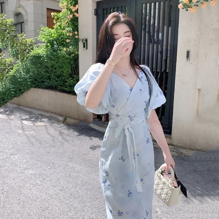 Korejepo Blue V Neck Floral Dress Women Summer Women Wear New Socialite Light Luxury Waist Tied Retro Tea Break Vestido 2024