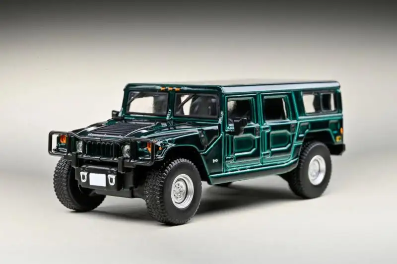 596 Model 1: 64 Hummer H1 Off-Road Vehicle Hood Opens Simulated alloy car model