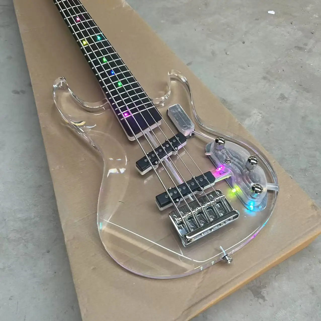 In stock, acrylic LED lights with colorful flashing 5-string bass, Korean made hardware accessories, wholesale and retail