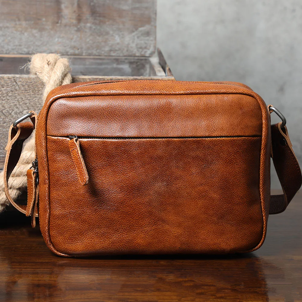 S.WORKER Echtleder Herren Casual Umhängetasche Modische Vegetabil Gegerbte Rindsleder-Brusttasche Leder-Handytasche Tagesrucksack – Detail 8