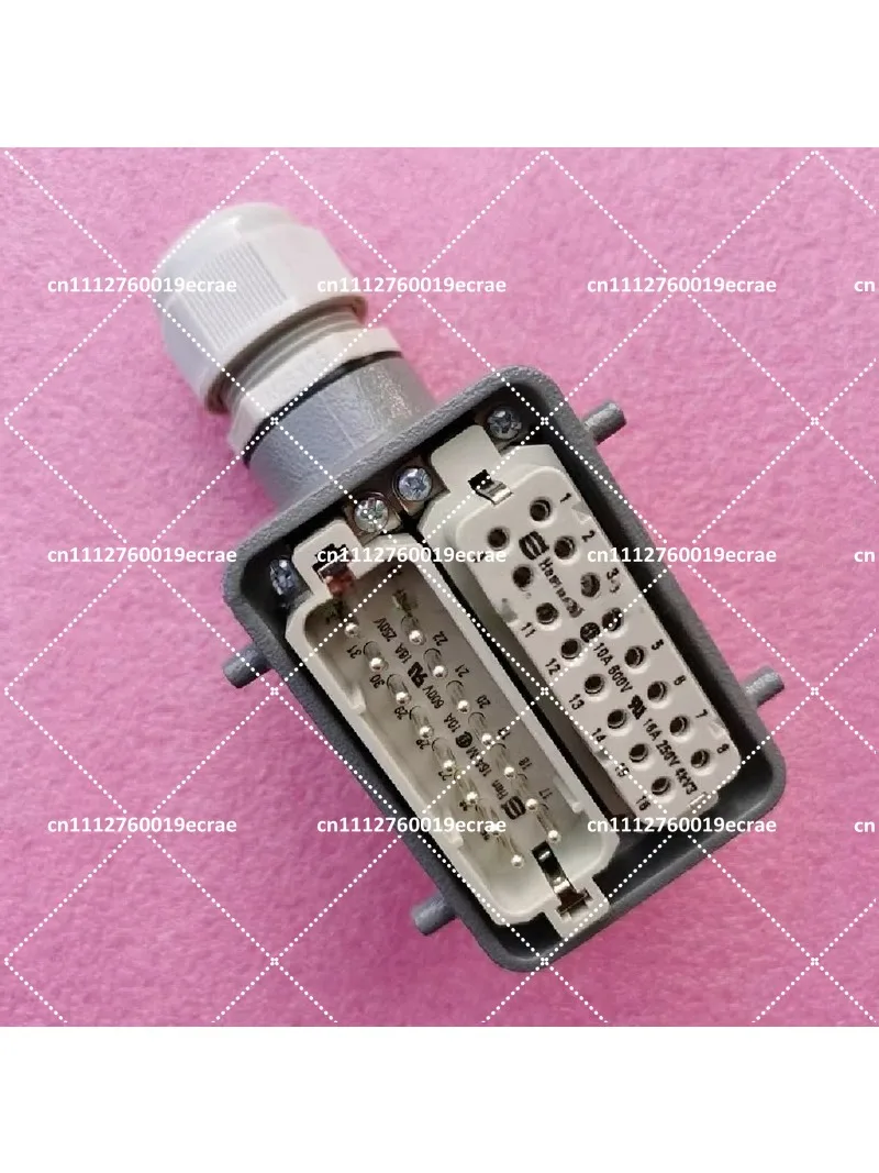 16A 250V Small Industrial Male Power Plug Connector