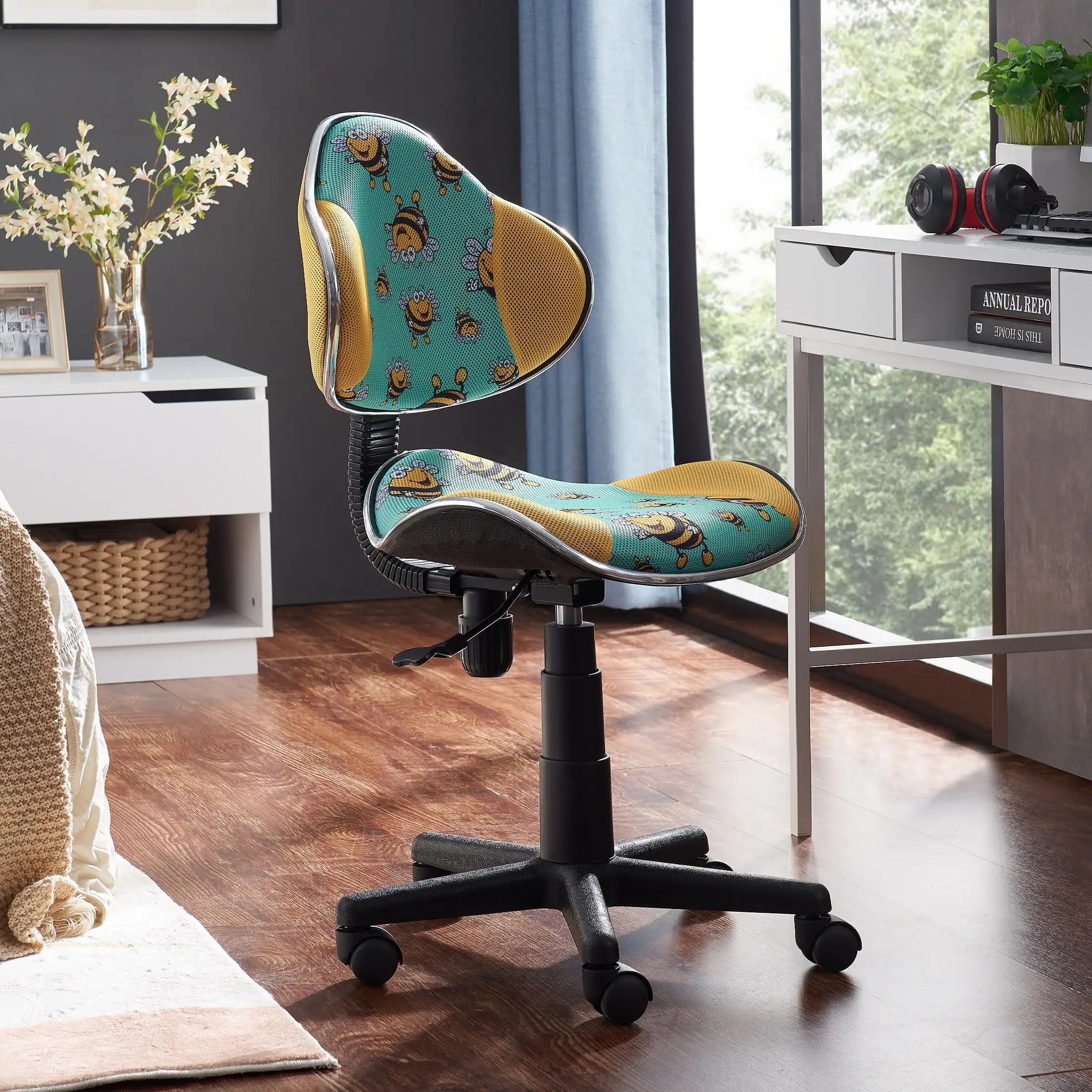 

Home Office Low Back Computer Executive Chair, Ergonomic Mesh Chair with Extra Large Base and Pads, YellowBee